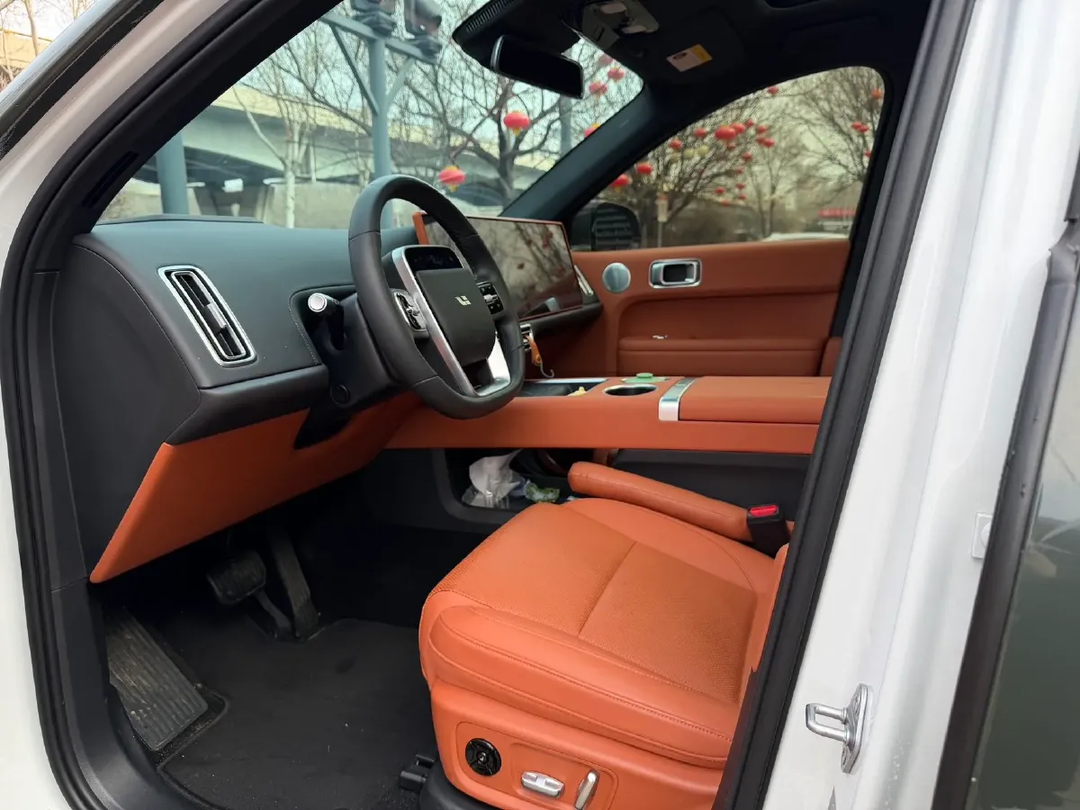 2024 Li L6 Range Extended 154HP L4 REEV 36.8KWH,autocango,china used car exporter,china ev exporter,chinese used car exporter,chinese used ev exporter