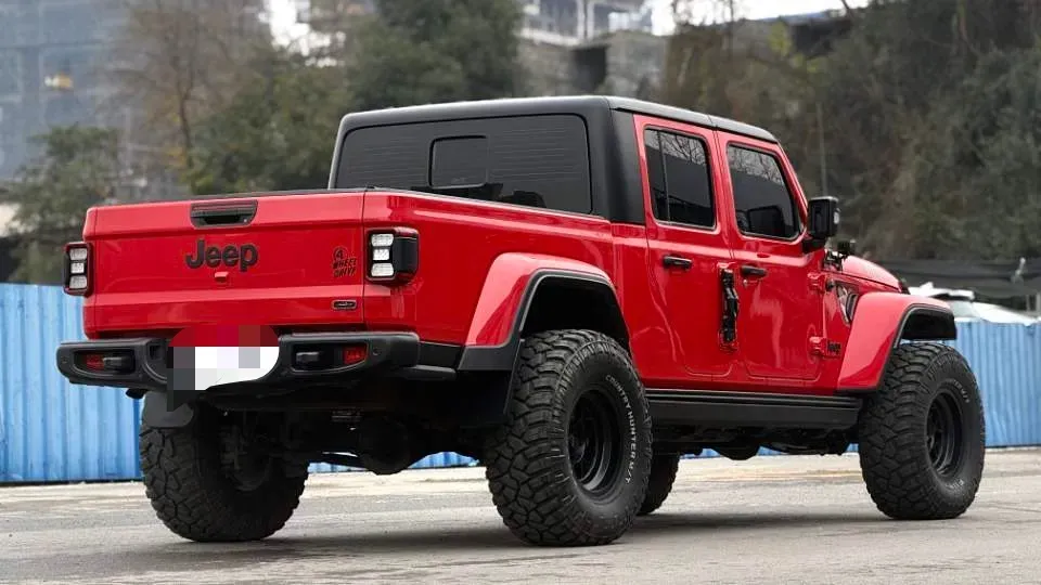 2022 Jeep Gladiator 3.6L 284HP V6 8AT,autocango,china used car exporter,china ev exporter,chinese used car exporter,chinese used ev exporter