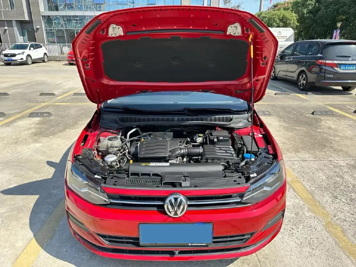 2019 Volkswagen Polo 1.5L 113HP L4 6AT,autocango,china used car exporter,china ev exporter,chinese used car exporter,chinese used ev exporter