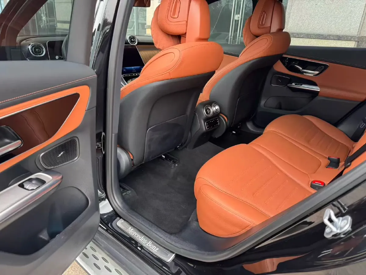 2023 Mercedes-Benz GLC Class 2.0T 258HP L4 9AT,autocango,china used car exporter,china ev exporter,chinese used car exporter,chinese used ev exporter