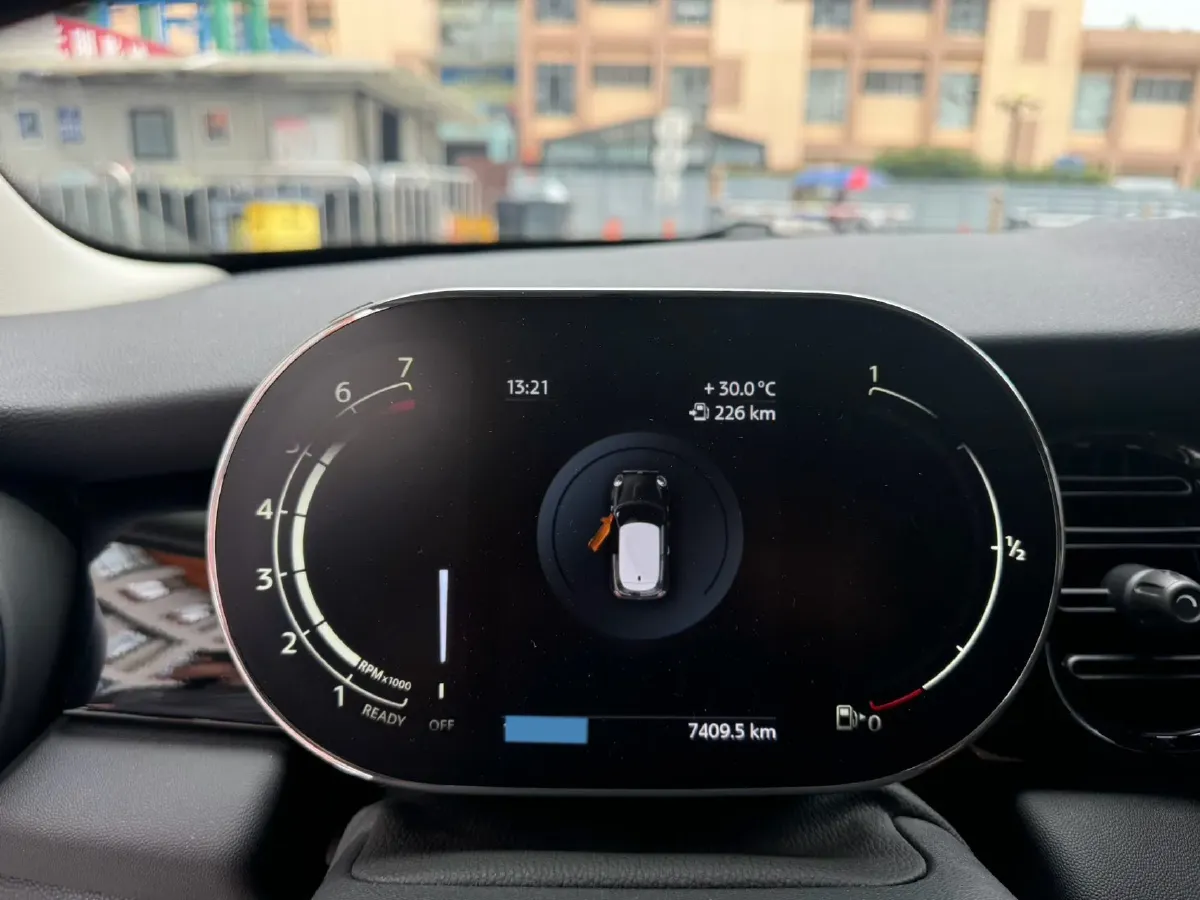 2023 MINI MINI 1.5T 136HP L3 7DCT,autocango,china used car exporter,china ev exporter,chinese used car exporter,chinese used ev exporter