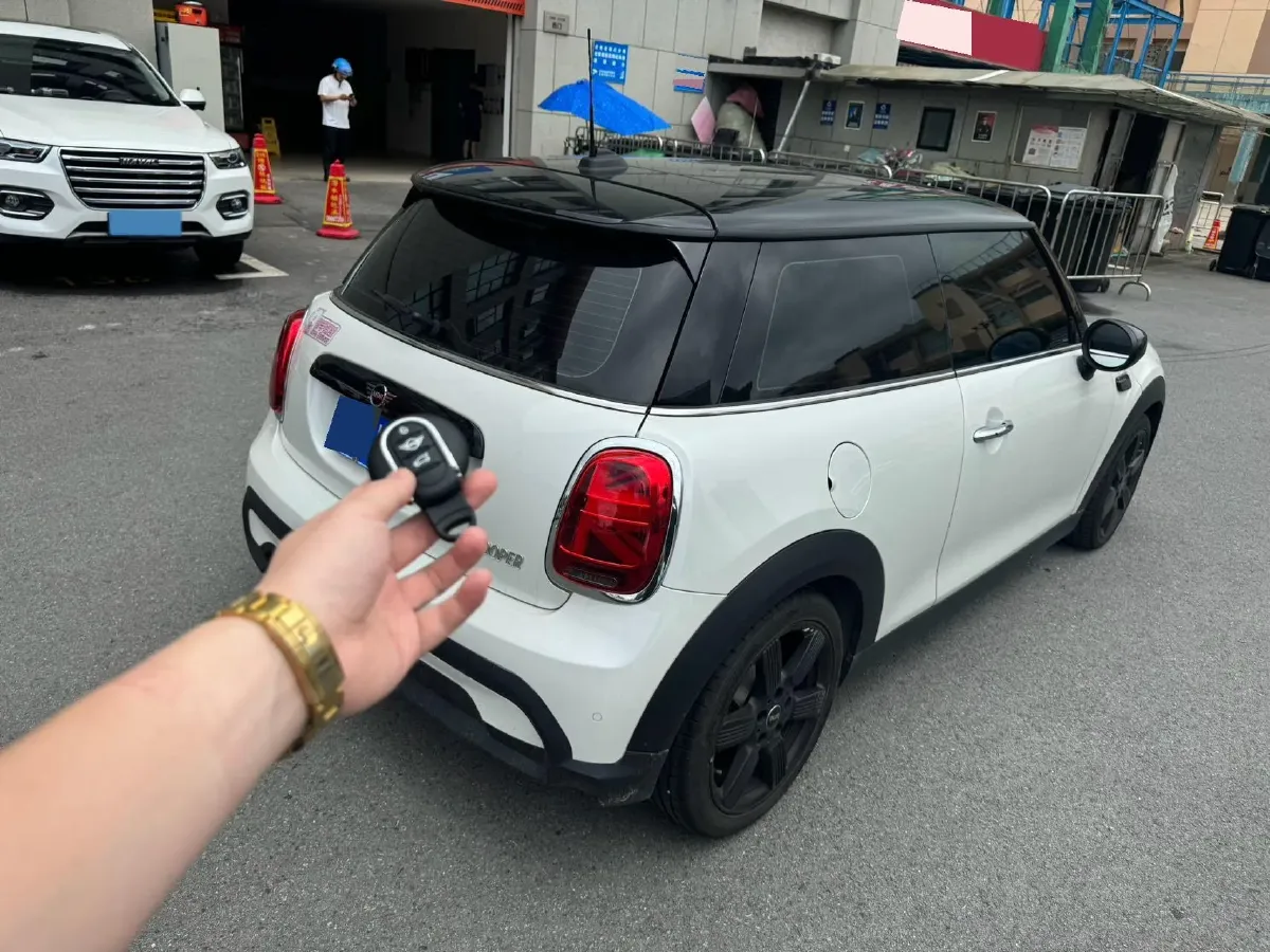 2023 MINI MINI 1.5T 136HP L3 7DCT,autocango,china used car exporter,china ev exporter,chinese used car exporter,chinese used ev exporter
