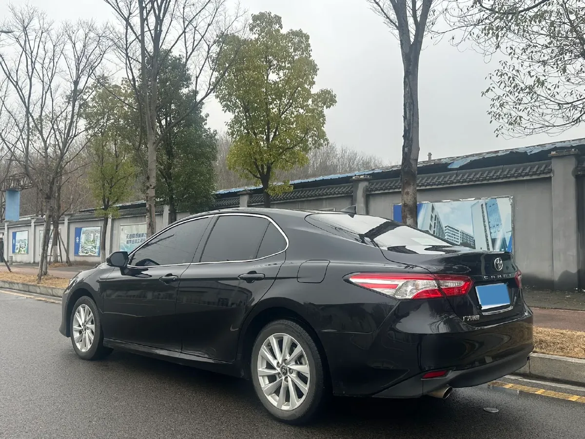 2023 Toyota Camry 2.0L 177HP L4 CVT,autocango,china used car exporter,china ev exporter,chinese used car exporter,chinese used ev exporter