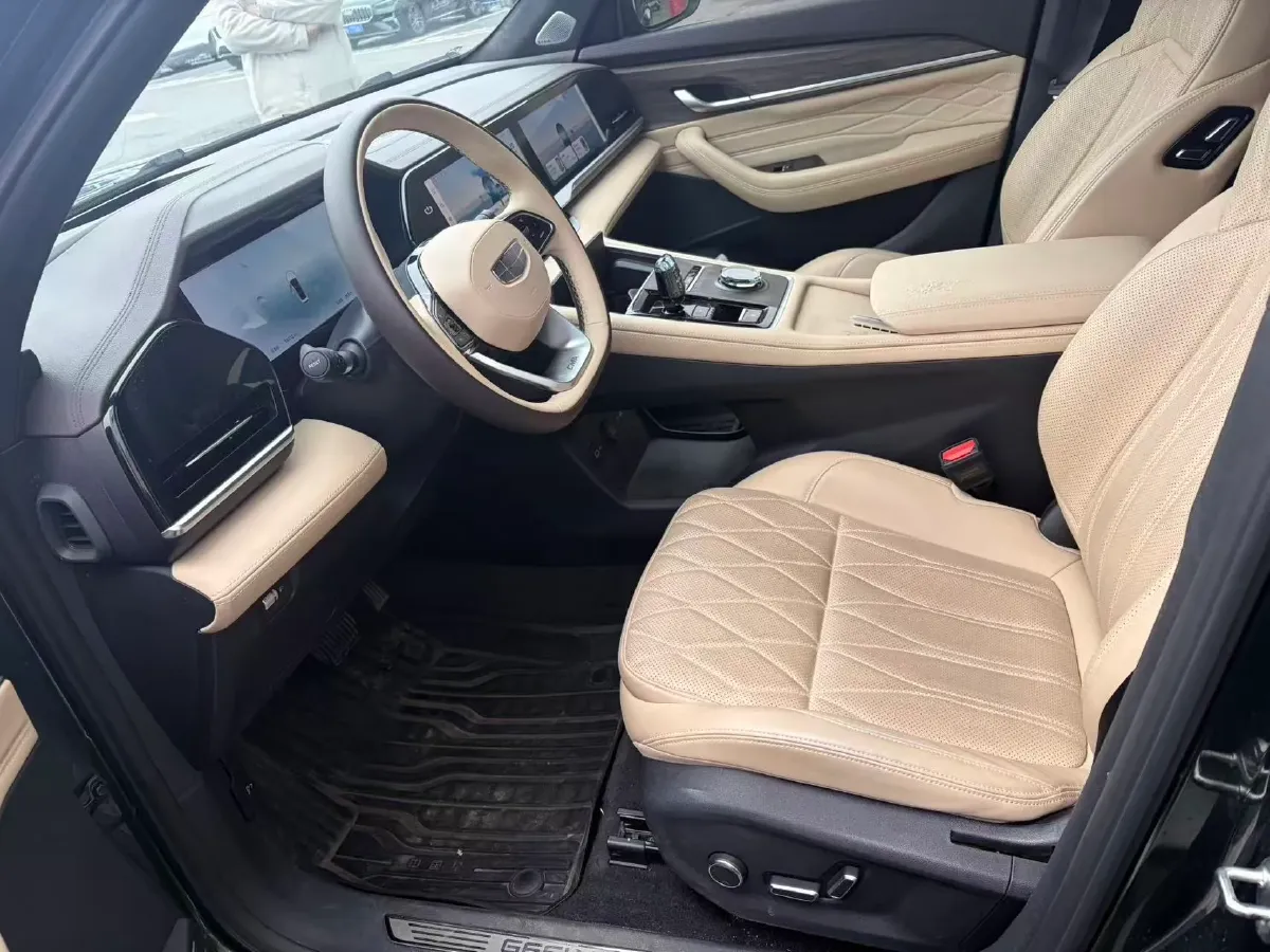 2025 Geely Monjaro 2.0T 238HP L4 8AT,autocango,china used car exporter,china ev exporter,chinese used car exporter,chinese used ev exporter