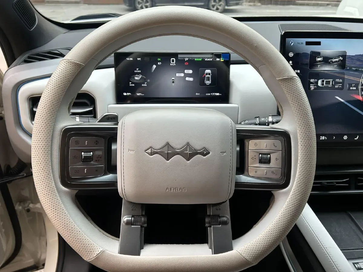 2025 FangChengBao Tai 3 BEV,autocango,china used car exporter,china ev exporter,chinese used car exporter,chinese used ev exporter