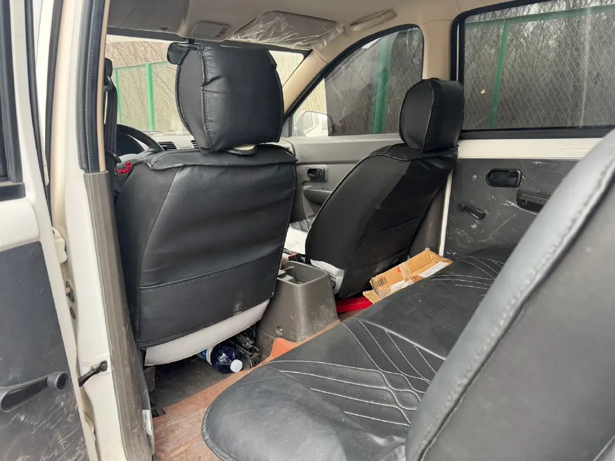 2021 WuLing RongGuang New Truck 1.5L 99HP L4 5MT,autocango,china used car exporter,china ev exporter,chinese used car exporter,chinese used ev exporter