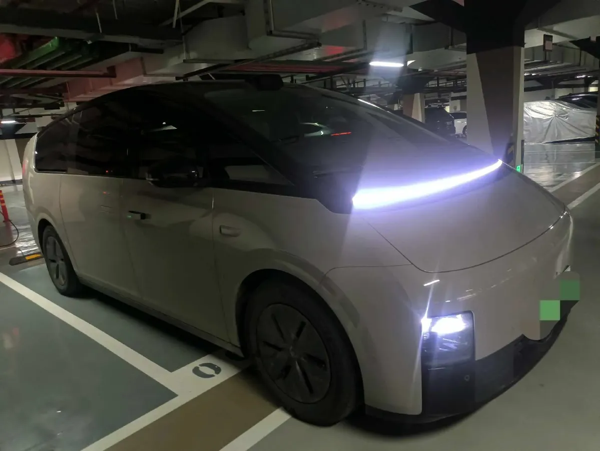 2024 Li MEGA BEV 102.7KWH,autocango,china used car exporter,china ev exporter,chinese used car exporter,chinese used ev exporter