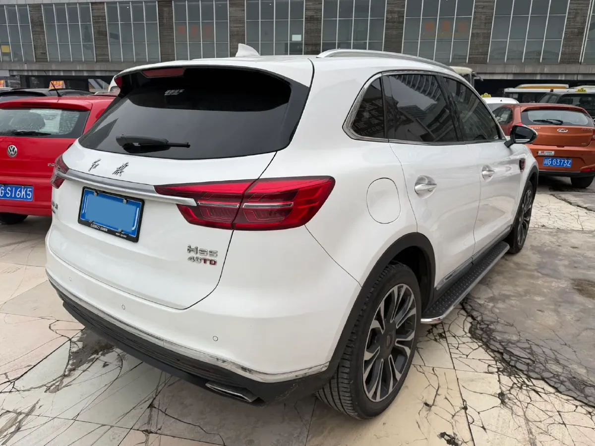 2022 HongQi HS5 2.0T 224HP L4 6AT,autocango,china used car exporter,china ev exporter,chinese used car exporter,chinese used ev exporter