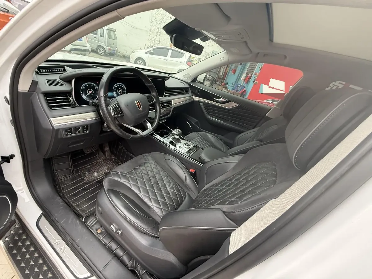 2022 HongQi HS5 2.0T 224HP L4 6AT,autocango,china used car exporter,china ev exporter,chinese used car exporter,chinese used ev exporter