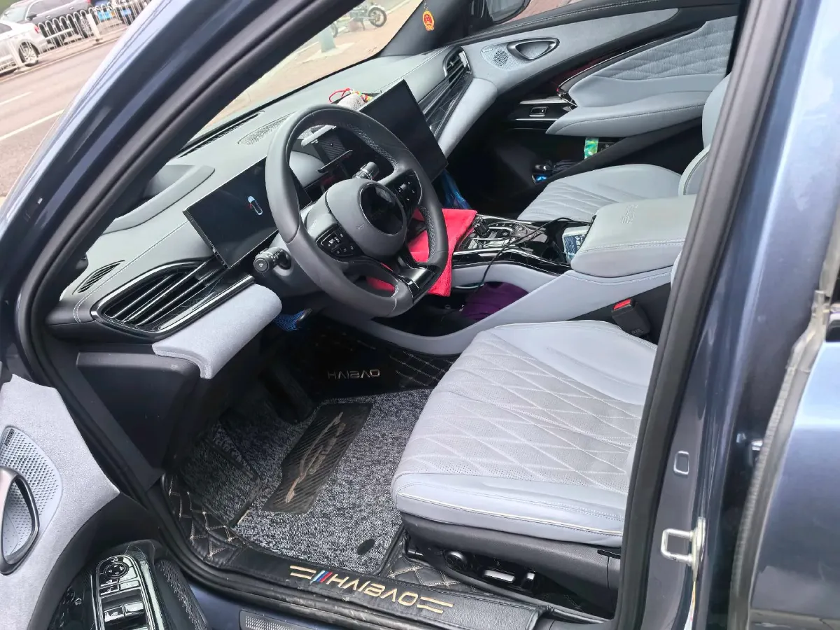 2022 AITO AITO M5 Range Extended 125HP REEV 40KWH,autocango,china used car exporter,china ev exporter,chinese used car exporter,chinese used ev exporter