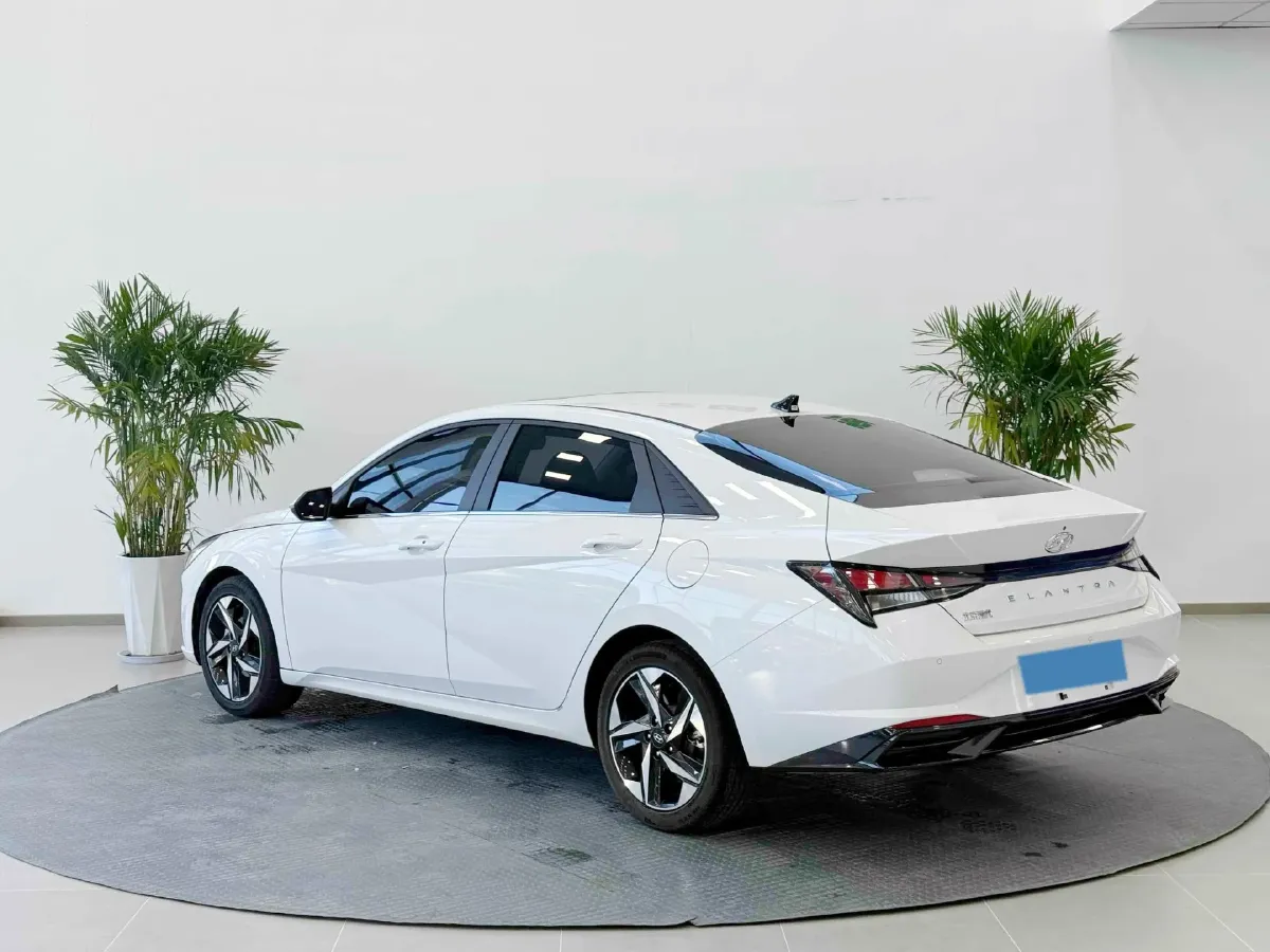 2022 Hyundai Elantra 1.5L 115HP L4 CVT,autocango,china used car exporter,china ev exporter,chinese used car exporter,chinese used ev exporter