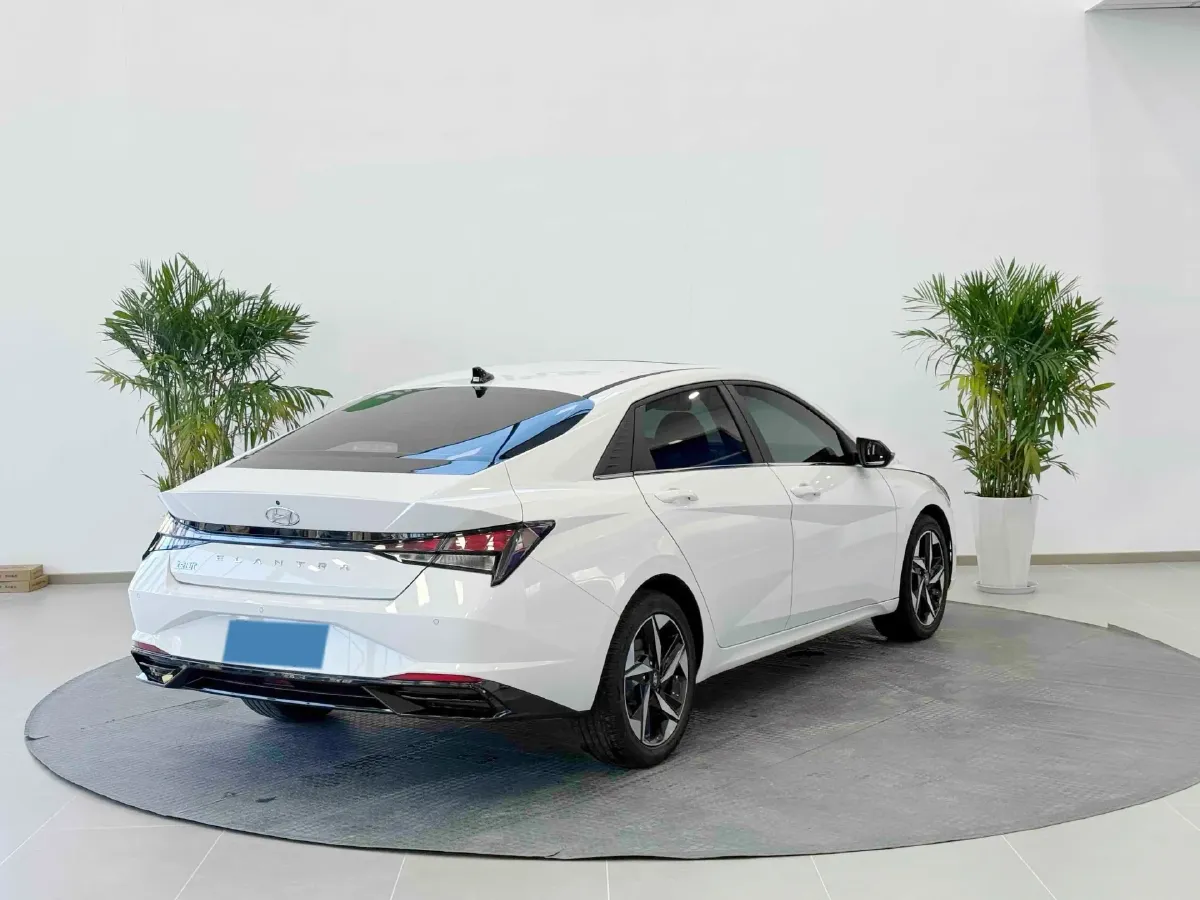 2022 Hyundai Elantra 1.5L 115HP L4 CVT,autocango,china used car exporter,china ev exporter,chinese used car exporter,chinese used ev exporter
