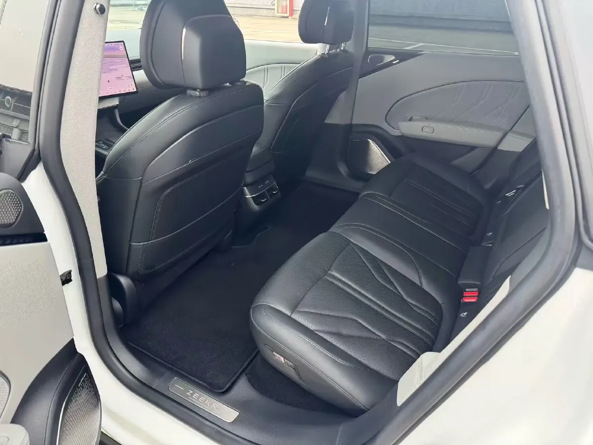 2024 Zeekr 007 BEV 100KWH,autocango,china used car exporter,china ev exporter,chinese used car exporter,chinese used ev exporter