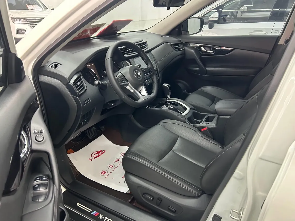 2023 Nissan X-Trail 2.0L 151HP L4 CVT,autocango,china used car exporter,china ev exporter,chinese used car exporter,chinese used ev exporter