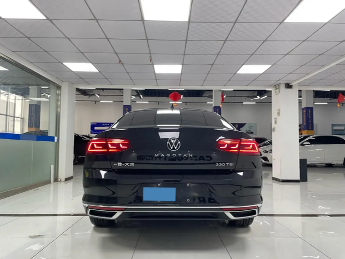 2020 Volkswagen Magotan 2.0T 186HP L4 7DCT,autocango,china used car exporter,china ev exporter,chinese used car exporter,chinese used ev exporter
