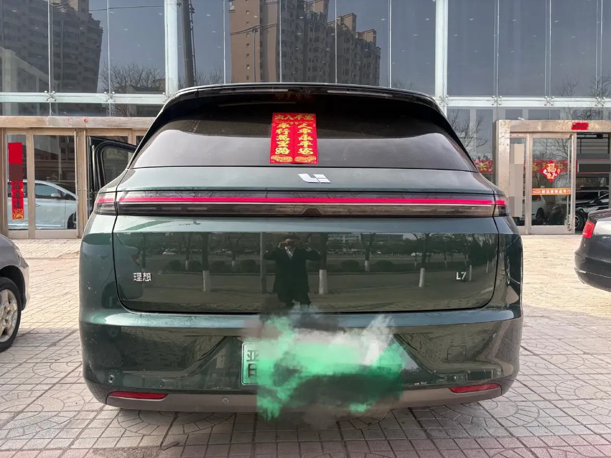 2023 Li L7 Range Extended 154HP REEV 40.9KWH,autocango,china used car exporter,china ev exporter,chinese used car exporter,chinese used ev exporter