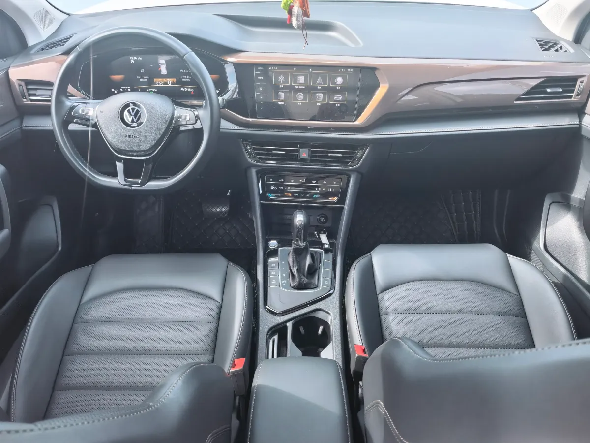 2021 Volkswagen Tharu 1.4T 150HP L4 7DCT,autocango,china used car exporter,china ev exporter,chinese used car exporter,chinese used ev exporter