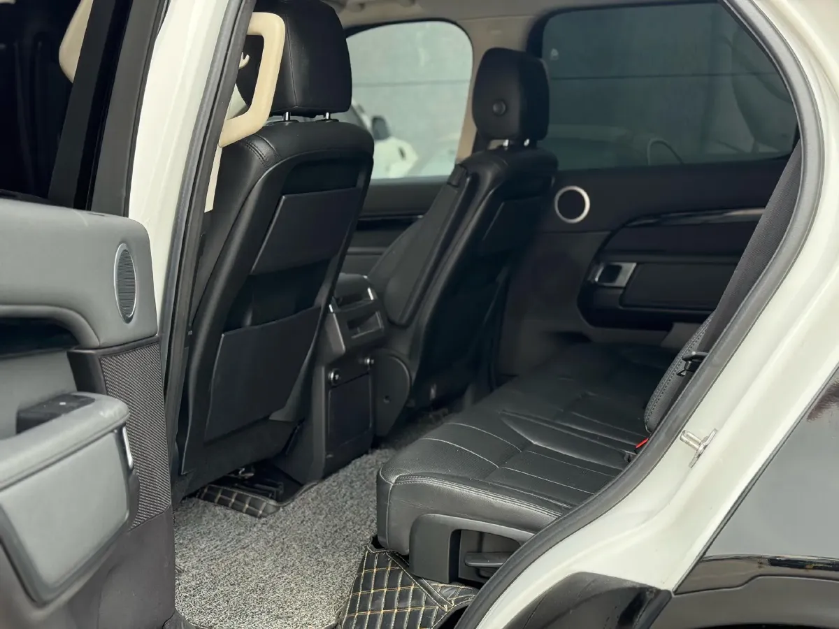 2018 Land Rover Discovery 3.0T 340HP V6 8AT,autocango,china used car exporter,china ev exporter,chinese used car exporter,chinese used ev exporter