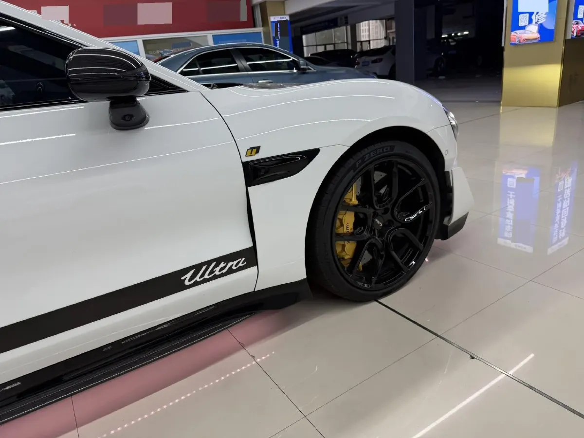 2025 MI SU7 Ultra BEV 93.7KWH,autocango,china used car exporter,china ev exporter,chinese used car exporter,chinese used ev exporter