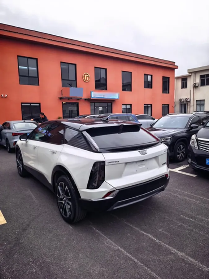 2024 Cadillac OPTIQ BEV 79.7KWH,autocango,china used car exporter,china ev exporter,chinese used car exporter,chinese used ev exporter