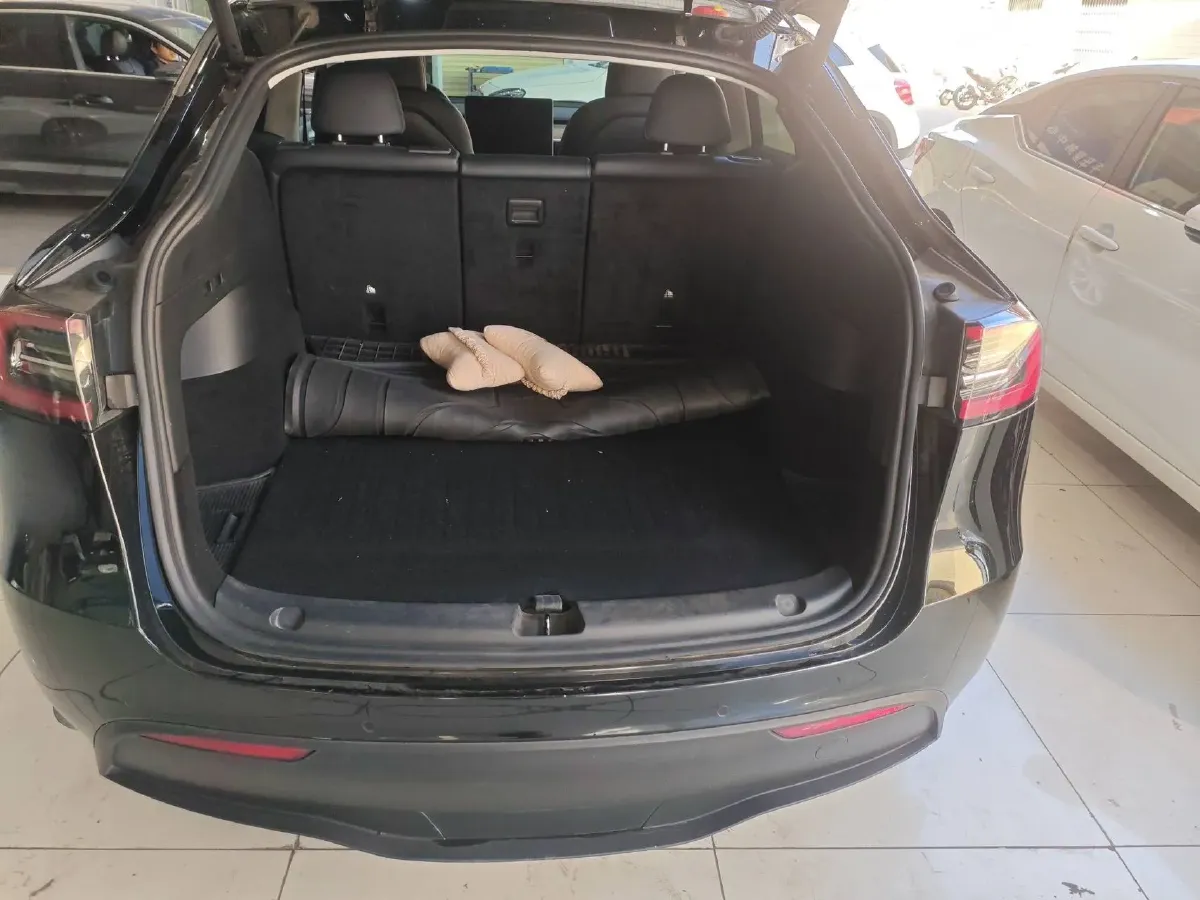 2022 Tesla Model Y BEV 60KWH,autocango,china used car exporter,china ev exporter,chinese used car exporter,chinese used ev exporter