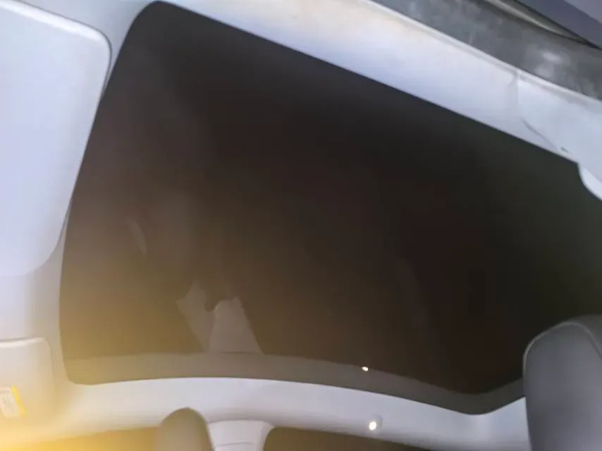 2022 Tesla Model Y BEV 60KWH,autocango,china used car exporter,china ev exporter,chinese used car exporter,chinese used ev exporter