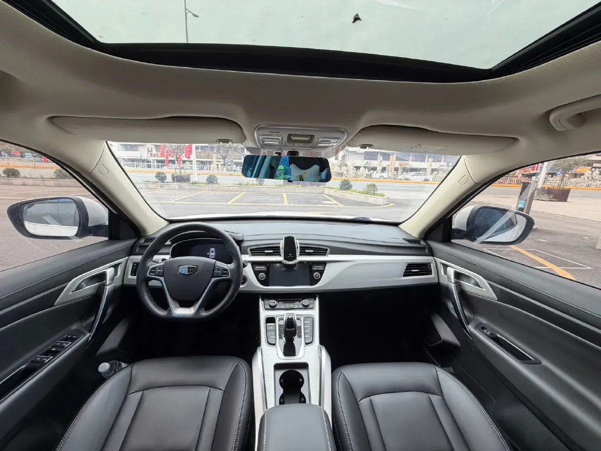 2020 Roewe i6 1.5T 169HP L4 7DCT,autocango,china used car exporter,china ev exporter,chinese used car exporter,chinese used ev exporter