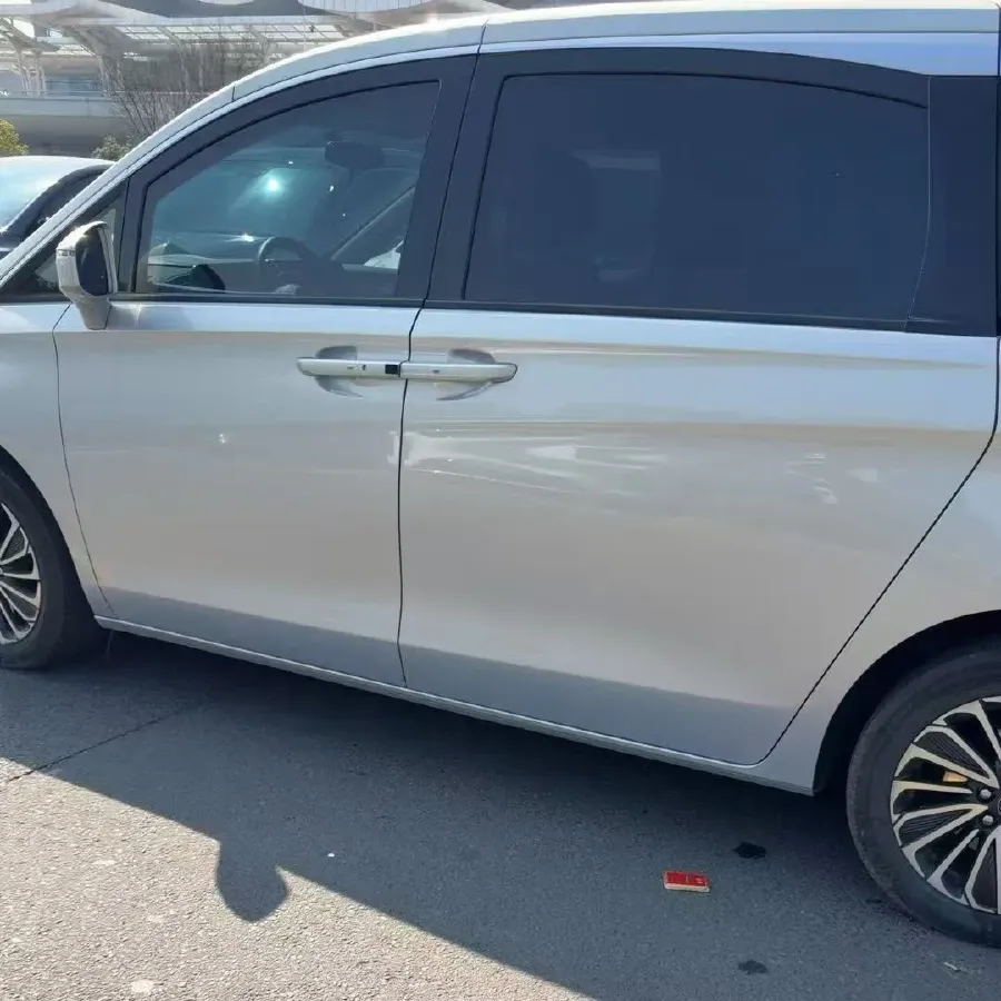 2025 Buick GL8 1.5T 180HP L4 2DHT PHEV,autocango,china used car exporter,china ev exporter,chinese used car exporter,chinese used ev exporter