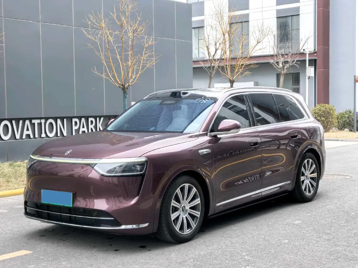 2025 AITO AITO M8 REEV 160HP REEV 53.4KWH,autocango,china used car exporter,china ev exporter,chinese used car exporter,chinese used ev exporter