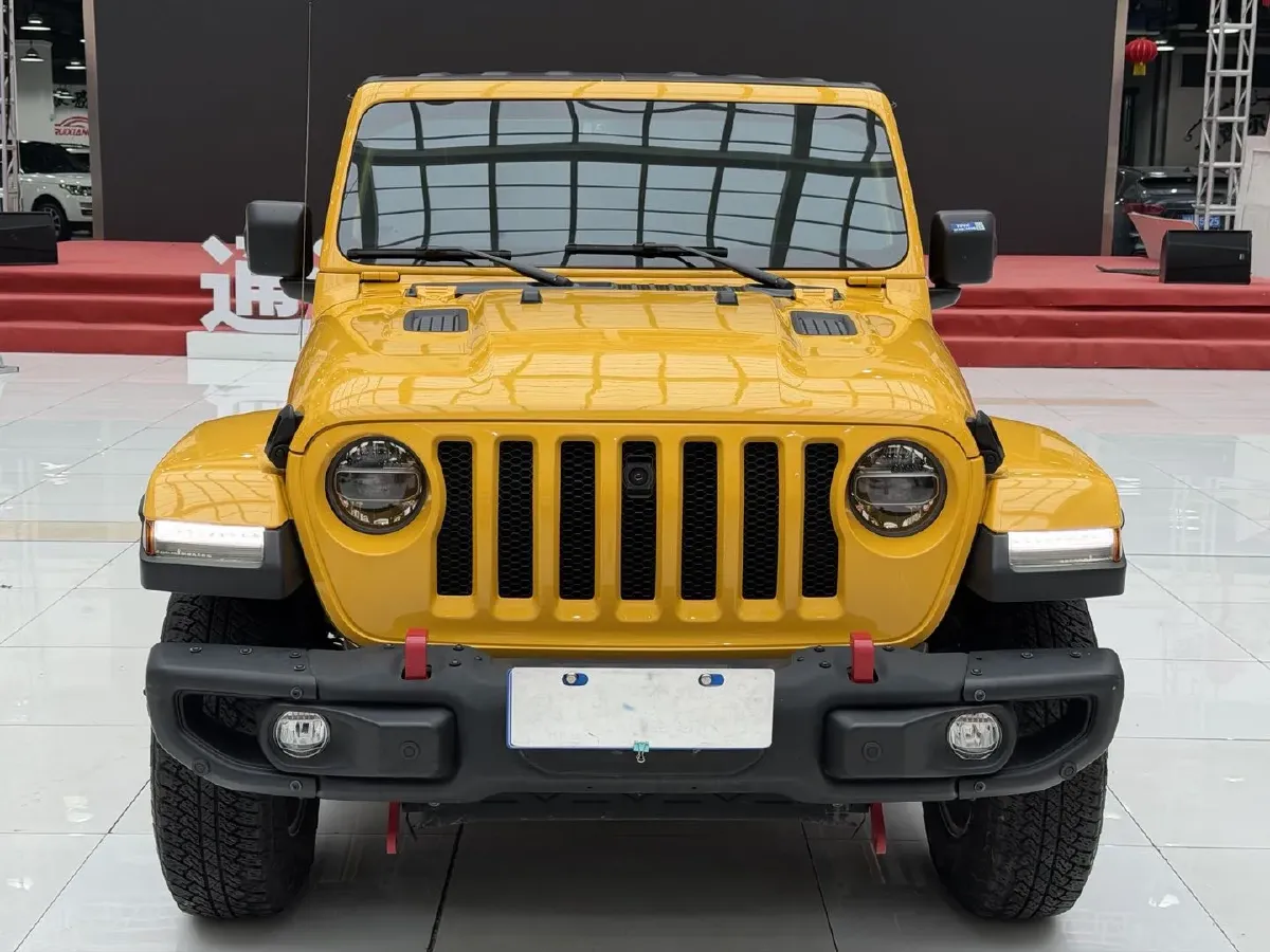 2021 Jeep Wrangler 2.0T 266HP L4 8AT,autocango,china used car exporter,china ev exporter,chinese used car exporter,chinese used ev exporter