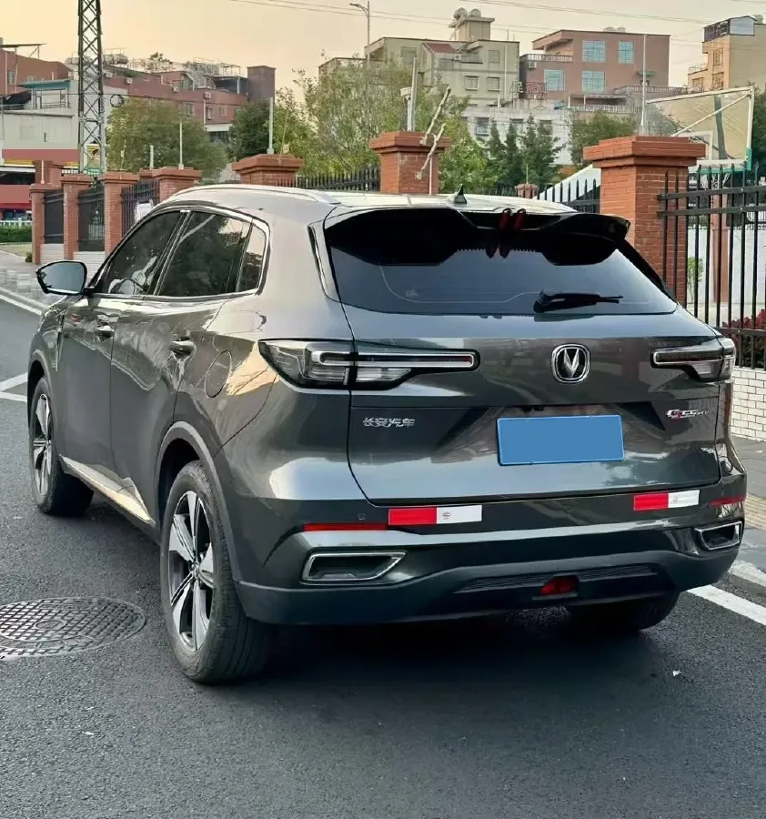 2022 ChangAn Oshan X7 Plus 1.5T 188HP L4 7DCT,autocango,china used car exporter,china ev exporter,chinese used car exporter,chinese used ev exporter