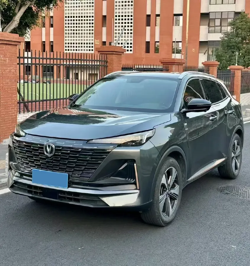 2022 ChangAn Oshan X7 Plus 1.5T 188HP L4 7DCT,autocango,china used car exporter,china ev exporter,chinese used car exporter,chinese used ev exporter