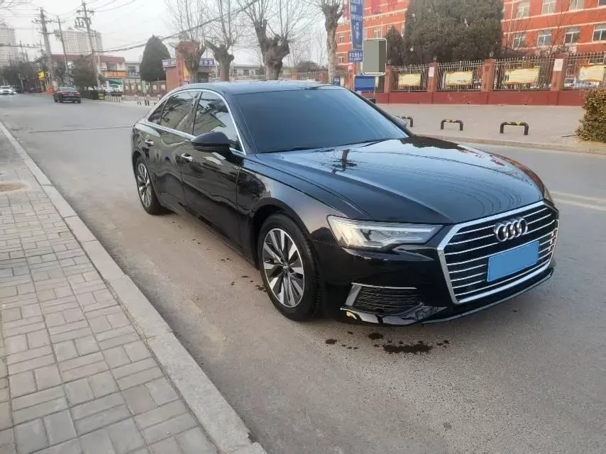 2019 Mercedes-Benz E Class 1.5T 184HP L4 9AT,autocango,china used car exporter,china ev exporter,chinese used car exporter,chinese used ev exporter