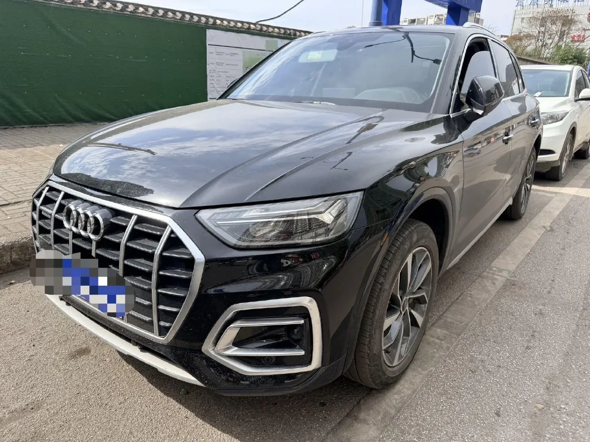 2023 Audi Q5L 2.0T 190HP L4 7DCT,autocango,china used car exporter,china ev exporter,chinese used car exporter,chinese used ev exporter