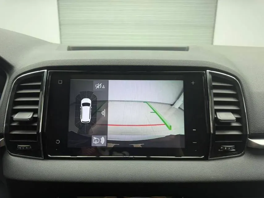 2025 Skoda Karoq 1.4T 150HP L4 7DCT,autocango,china used car exporter,china ev exporter,chinese used car exporter,chinese used ev exporter