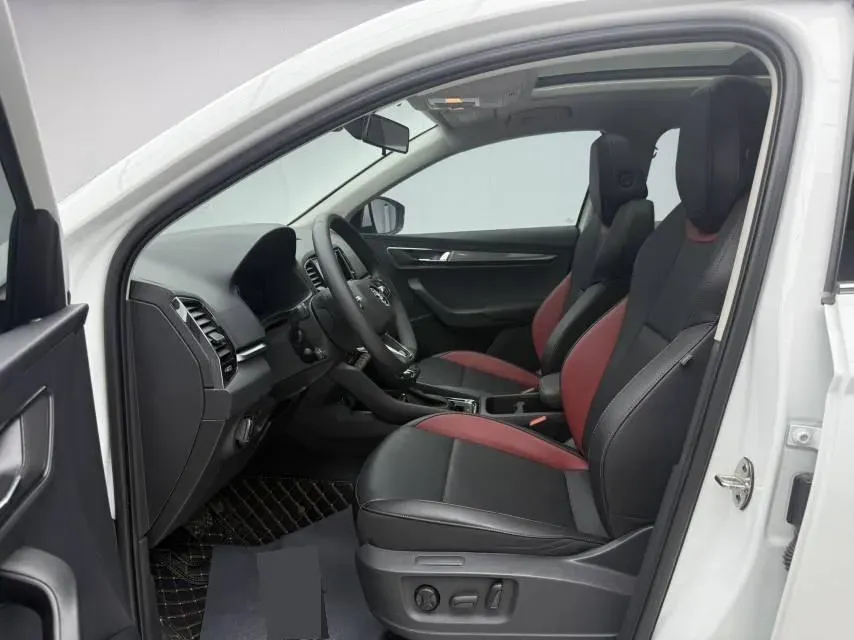 2025 Skoda Karoq 1.4T 150HP L4 7DCT,autocango,china used car exporter,china ev exporter,chinese used car exporter,chinese used ev exporter
