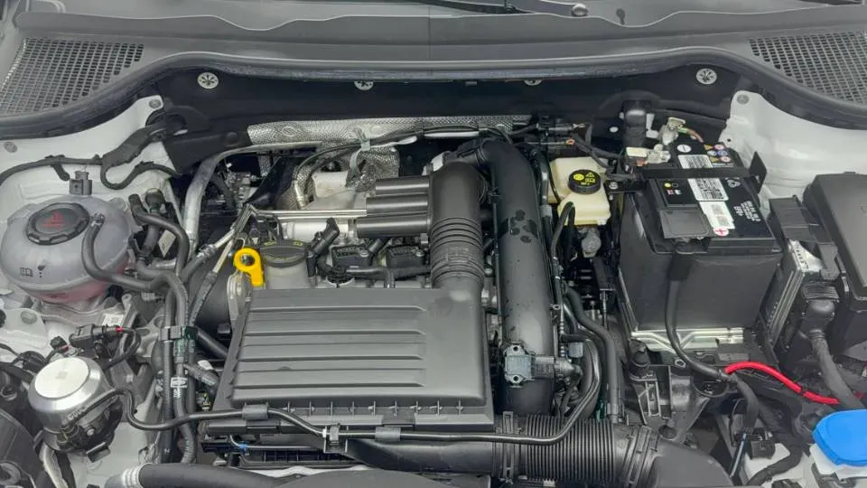 2025 Skoda Karoq 1.4T 150HP L4 7DCT,autocango,china used car exporter,china ev exporter,chinese used car exporter,chinese used ev exporter