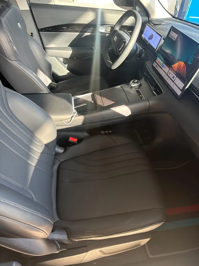 2024 YuanChen Super Van BEV 51KWH,autocango,china used car exporter,china ev exporter,chinese used car exporter,chinese used ev exporter