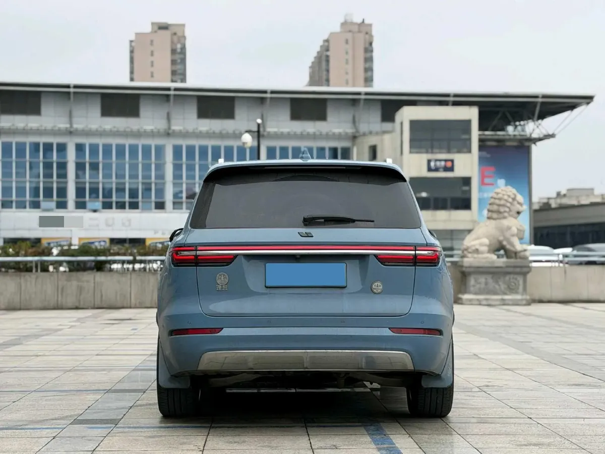 2021 Li ONE Range Extended 131HP REEV 40.5KWH,autocango,china used car exporter,china ev exporter,chinese used car exporter,chinese used ev exporter