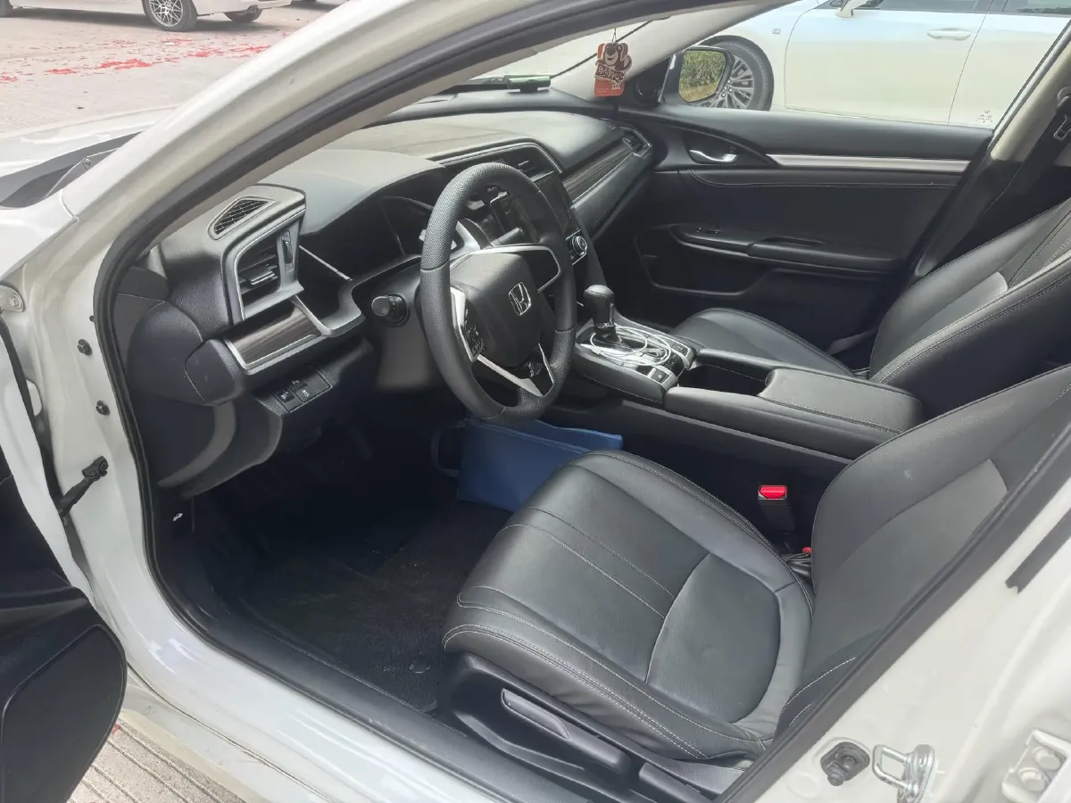 2019 Honda Civic 1.5T 177HP L4 CVT,autocango,china used car exporter,china ev exporter,chinese used car exporter,chinese used ev exporter