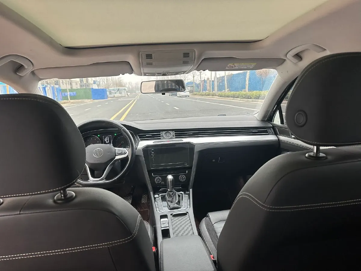 2020 Volkswagen Magotan 1.4T 150HP L4 7DCT,autocango,china used car exporter,china ev exporter,chinese used car exporter,chinese used ev exporter