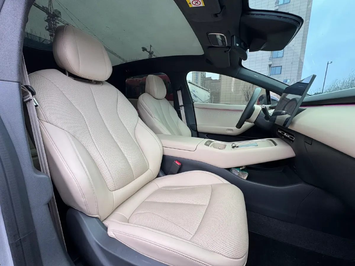 2024 Xpeng P7+ BEV 76.3KWH,autocango,china used car exporter,china ev exporter,chinese used car exporter,chinese used ev exporter