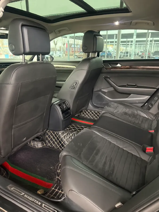 2018 Volkswagen Magotan 1.8T 180HP L4 7DCT,autocango,china used car exporter,china ev exporter,chinese used car exporter,chinese used ev exporter