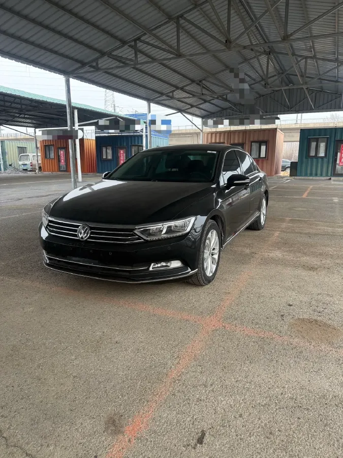 2018 Volkswagen Magotan 1.8T 180HP L4 7DCT,autocango,china used car exporter,china ev exporter,chinese used car exporter,chinese used ev exporter