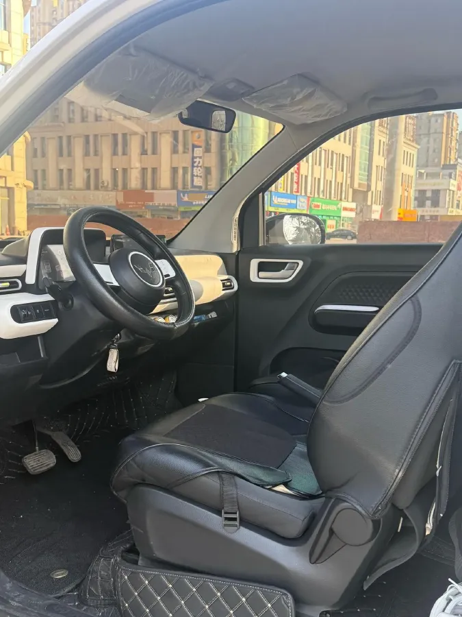 2024 WuLing HongGuang MINI EV BEV 17.3KWH,autocango,china used car exporter,china ev exporter,chinese used car exporter,chinese used ev exporter