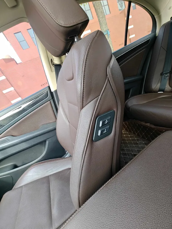 2018 Toyota Highlander 2.0T 220HP L4 6AT,autocango,china used car exporter,china ev exporter,chinese used car exporter,chinese used ev exporter