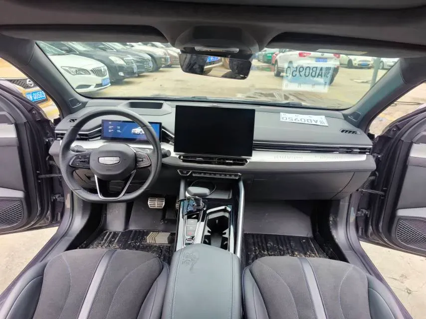 2025 Geely Preface 2.0T 238HP L4 8AT,autocango,china used car exporter,china ev exporter,chinese used car exporter,chinese used ev exporter