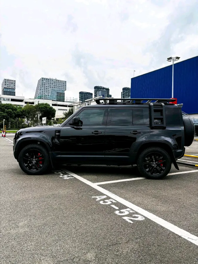 2024 Land Rover Defender 3.0T 400HP L6 8AT,autocango,china used car exporter,china ev exporter,chinese used car exporter,chinese used ev exporter