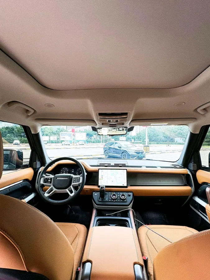 2024 Land Rover Defender 3.0T 400HP L6 8AT,autocango,china used car exporter,china ev exporter,chinese used car exporter,chinese used ev exporter