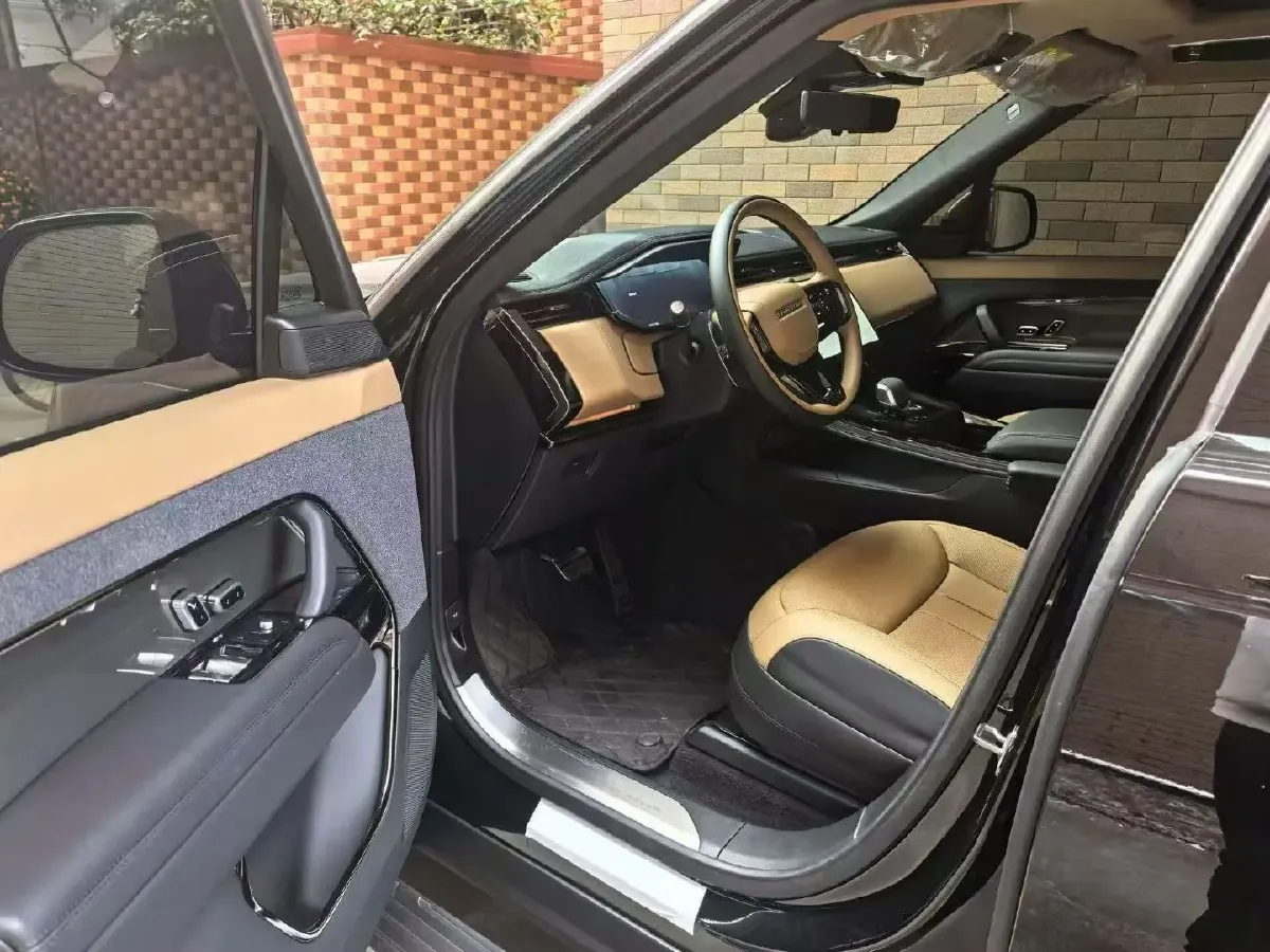 2024 Land Rover Range Rover Sport 3.0T 400HP L6 8AT,autocango,china used car exporter,china ev exporter,chinese used car exporter,chinese used ev exporter